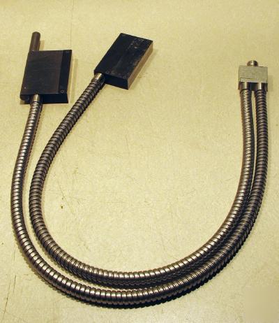 Illumination technologies lightlines linear illuminatio