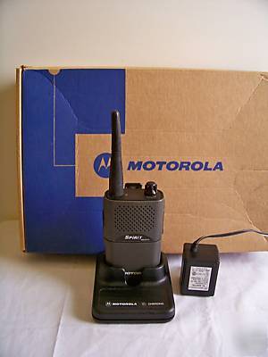 Motorola spirit MU21CV xtn uhf more radios 