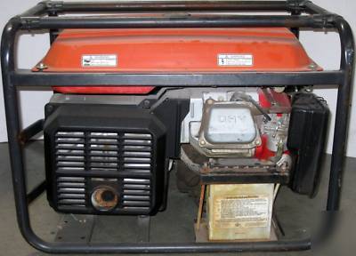 Mitsubishi MGE6700 gas power generator 120/240V 6700W