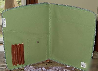 New cross executive luxury olive zippered padfolio $38