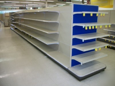 Streater gondola aisle shelving retail store 36 complet