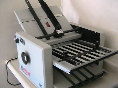 Intimus F90 paper folding machine