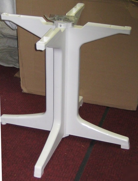 New grosfillex US623204 white resin pedestal base 2000 