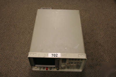 Hp 8563E spectrum analyzer w/ 85620A memory module #702
