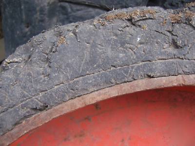 Bobcat skid steer tires solid rubber no flats