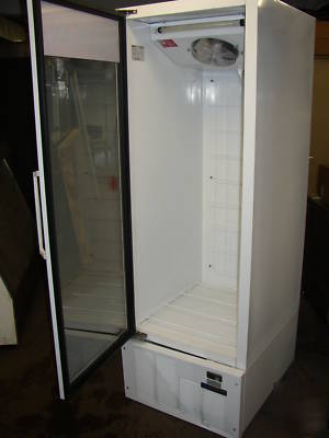 1 door glass commercial ice merchandiser by master-bilt