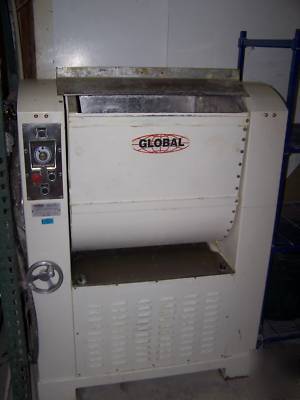 Bakery equipment global horizontal dough mixer for sale