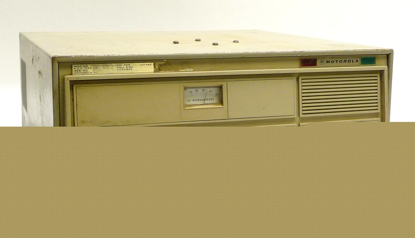 Motorola mocom 70 tabletop consolette base station 