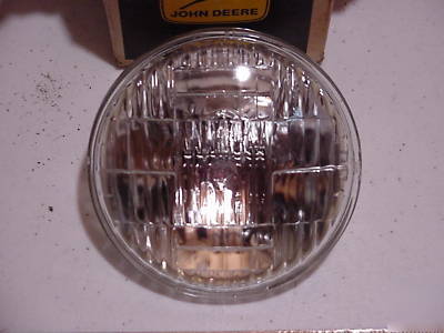 John deere sealed beam bulb 12 v AR48723 nos