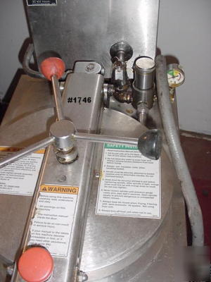 Bki electric pressure fryer chicken -ribs-beef-cooker 