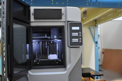 Stratasys dimension bst 1200ES 3D printer (2009)