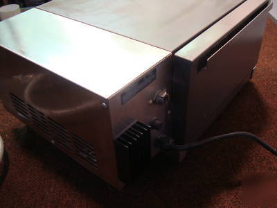 Roundup deluxe miracle food warmer steamer 208V ms-250
