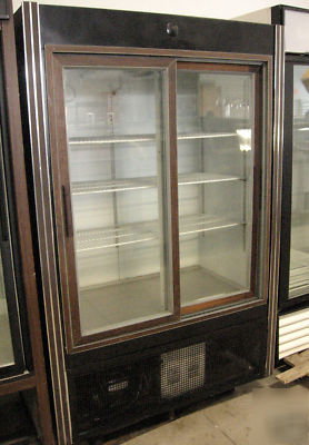 Evans 2 door reach-in refrigerator