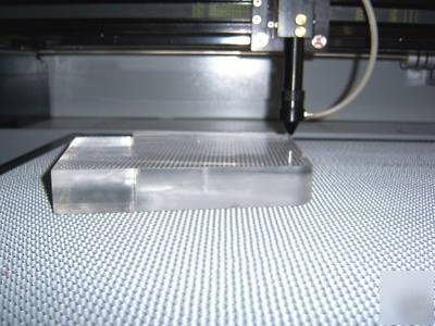New laser engraving & cutting machine camfive CO2 80W 