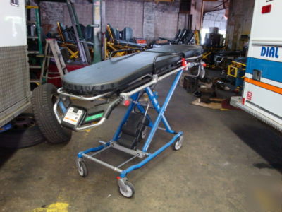 Ferno powerflexx power ambulance stretcher cot stryker 