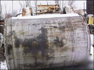 1200 gal stainless steel mixing tanks, 3 hp (2) 