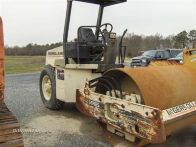 1998 ingersoll rand SD70D propac roller *low hours*
