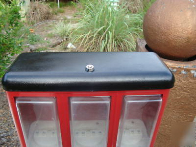 8 triple head metal candy gumball vending machines vgc