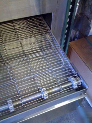 Blodgett MT2136G conveyor pizza oven - restaurant equip