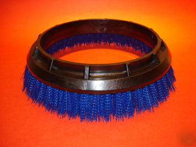 New blue scrubbing brush for all 12