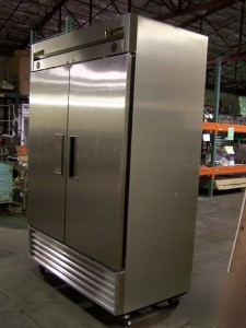 True dual temp cooler/freezer combo 2 door t-49DT s/s