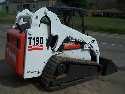 2004 bobcat T190 track skid steer 1700 hrs very nice