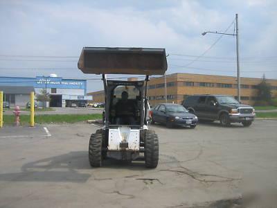 Bobcat 753 skidsteer diesel 1300LB capacity , hd