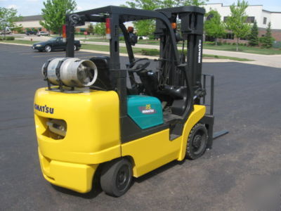2003 komatsu 8,000 lb fork lift truck forklift 8000 