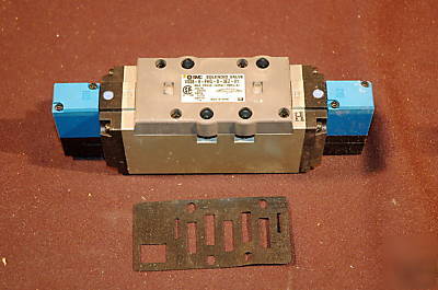 New smc solenoid valve VSS8-8-fhg-d-3EZ-V1 
