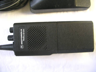 Motorola radius GP300 uhf radio w/ a rapid charger 