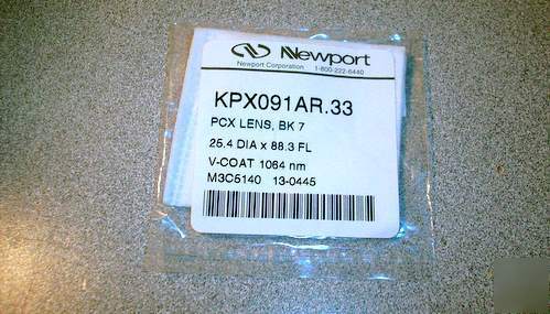 New port KPX091AR.33 BK7 precision plano-convex lens