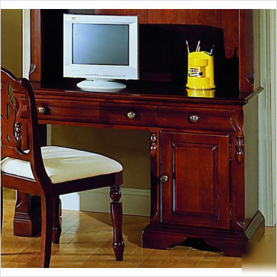 823 series computer desk in warm cherry