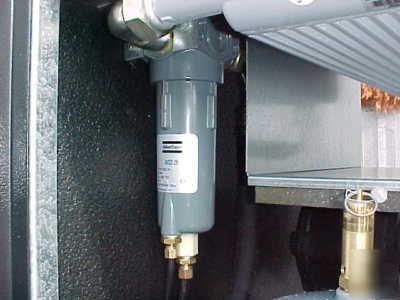 Chicago pneumatic rotary screw 25HP air compressor