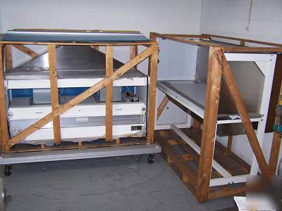 New &crated envirco mac 10 laminar air flow clean bench