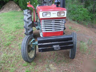 YM2200 tractor, 25 hp diesel, no 