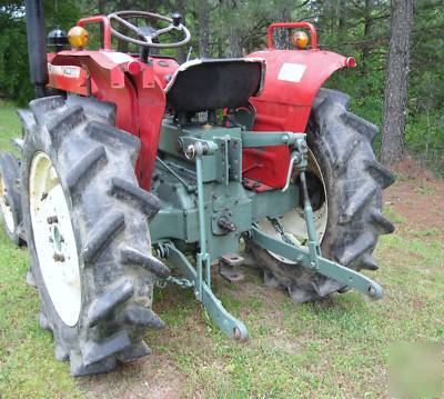 YM2200 tractor, 25 hp diesel, no 