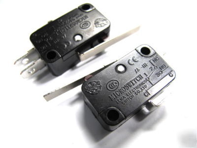 5X limit micro momentary on/(off) n/c 20A switch L31