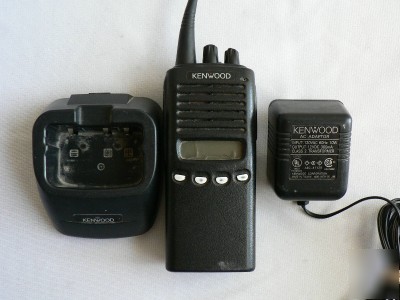 Kenwood tk-372G uhf fm transceiver radio tk 372G
