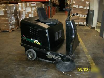 Manta rs 36 sweeper indoor/out - hard floors/carpet