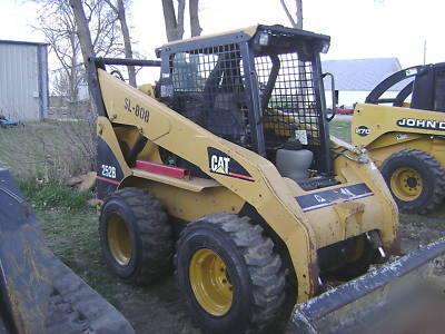 2005 cat caterpillar 252B skid steer loader very nice 