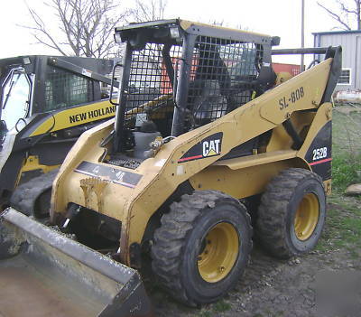 2005 cat caterpillar 252B skid steer loader very nice 