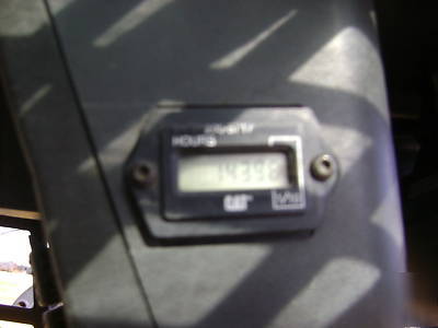 2005 cat caterpillar 252B skid steer loader very nice 