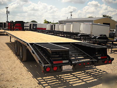 32' (27' + 5') tandem dual equipment gooseneck trailer 