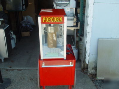 Paragon tp-6 popcorn machine with matching cart