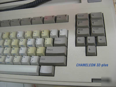 Tekelec chameleon 32-plus protocol analyzer/simulator 