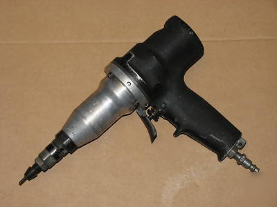 C302 bf goodrich rivnut gun