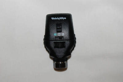 Welch allyn panoptic & otoscope w/lioh handle & charger