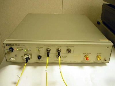 Hp agilent 83420A lightwave test set opt 012100 - mint