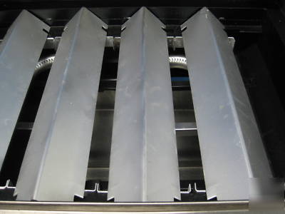 Apw wyott radiant grill gas 48