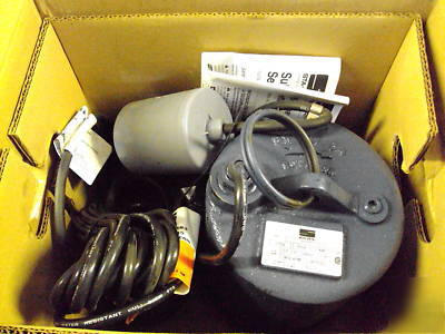 New sewage pump - sta-rite 1/2 hp 115V - submersible - 